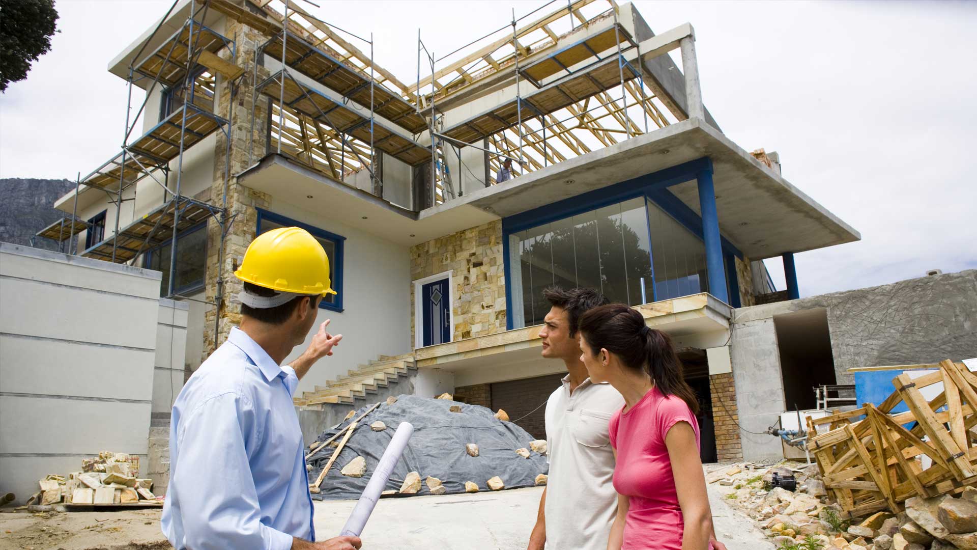 Benefits of Hiring a Building Contractor